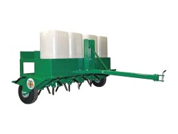 Tažený aerifikátor Billy...